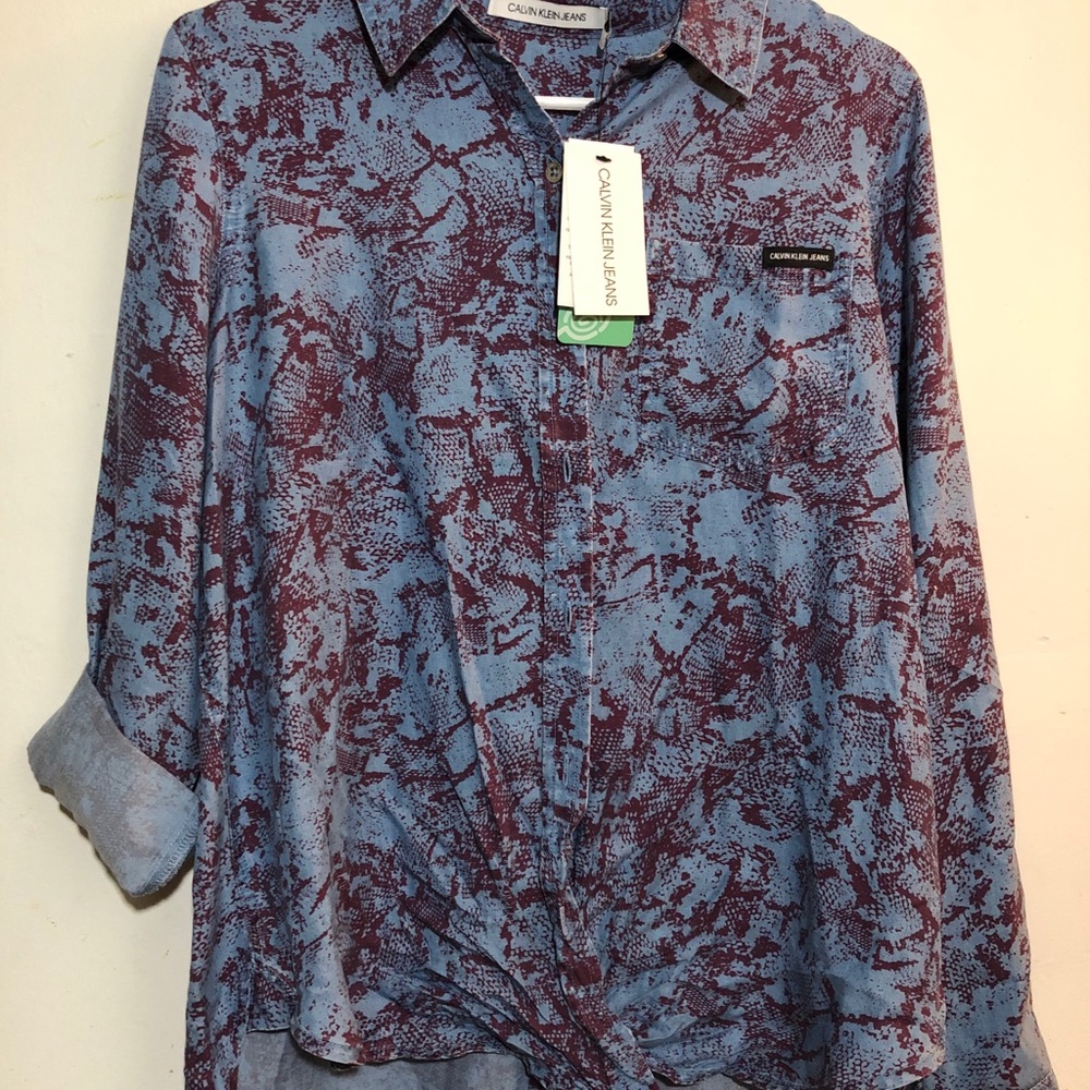 Calvin Klein women’s top